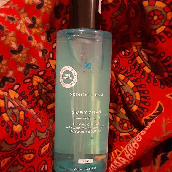 Skin Ceuticals - Picture 2 of 5